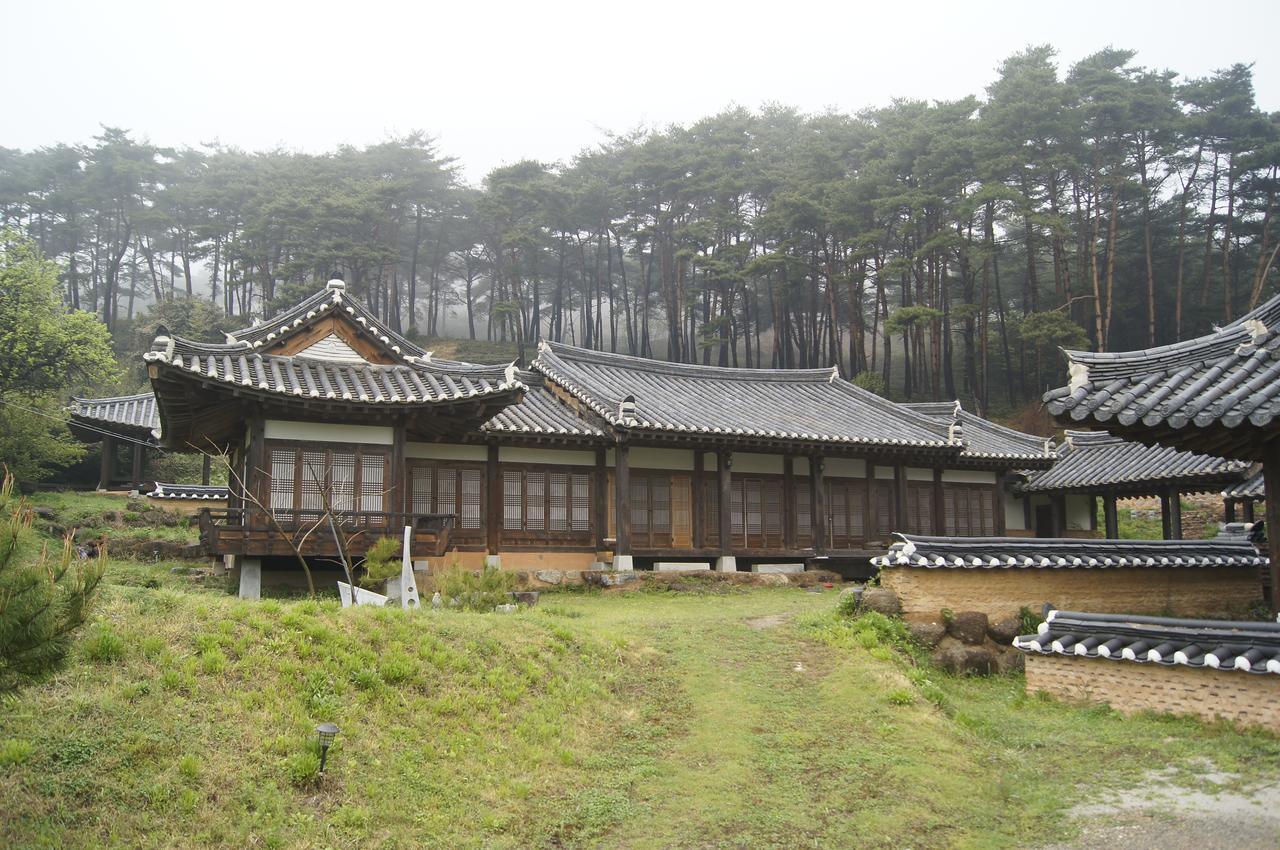 Hotel Korean Traditional House - Chungnokdang à Boseong Extérieur photo